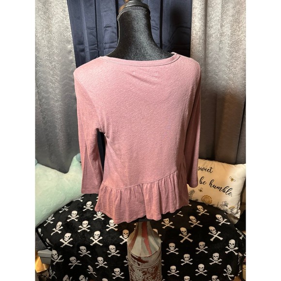 Abercrombie and Fitch Long Sleeve Ruffle bottom top - Picture 2 of 4